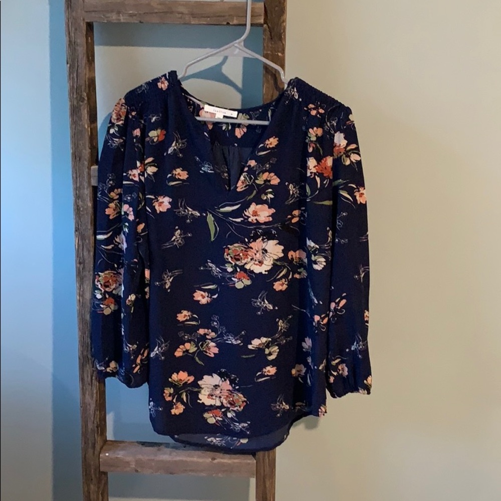 Fun 2 Fun Floral Blowse